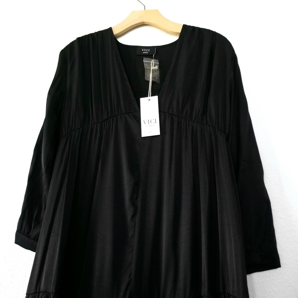 NWT Vici Tiered Long Sleeve Maxi Dress in Black Large - Picture 4 of 10